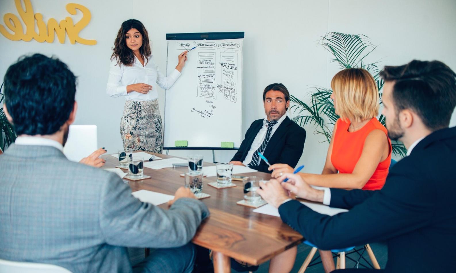 Professionelle Beratungsatmosphäre für Finanzgespräche